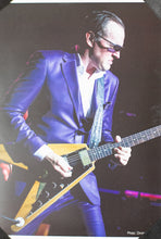 Load image into Gallery viewer, 2017 Epiphone Limited Edition Joe Bonamassa 1958 "Amos" Korina Flying V Natural w/COA & Ephemera #17112300072 (PDX)