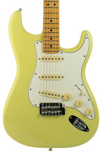 Load image into Gallery viewer, 2024 Fender Player II Stratocaster Hialeah Yellow #MXS24053654 (PDX)