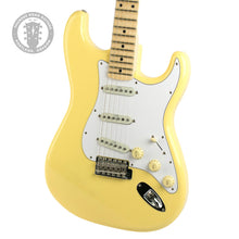 Load image into Gallery viewer, 2024 Fender Yngwie Malmsteen Stratocaster Vintage White #US24035614 (PDX)