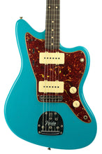 Load image into Gallery viewer, New Fender Custom Shop Thunder Road 1962 Jazzmaster Prototype Journeyman Relic Taos Turquoise 6lbs. 11oz. #R148365 (PDX)