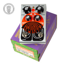 Load image into Gallery viewer, New kittycasterFX Tremdriver Preamp/Harmonic Tremolo Pedal (PDX)