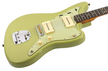 Load image into Gallery viewer, New Fender Custom Shop 1962 Thunder Road Jazzmaster Journeyman Relic Appliance Green 6lbs 4oz #R151971 (PDX)