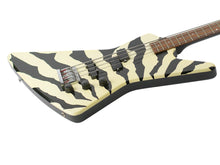 Load image into Gallery viewer, 1984 Hamer Blitz Bass Black &amp; White Zulu Stripe #410972 (PDX)
