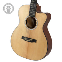 Load image into Gallery viewer, New Martin Junior Series 000CJR-10E Spruce/Sapele Satin Natural #2890839 (PDX)
