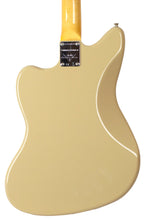 Load image into Gallery viewer, New Fender Custom Shop Limited Edition &#39;59 Jazzmaster Deluxe Closet Classic Desert Sand #CZ576424 (PDX)
