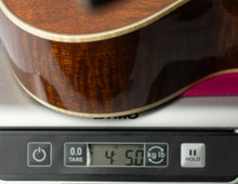 Load image into Gallery viewer, New Martin Custom Shop NAMM Special 000-Size Highly Flamed Mahogany #2974425 (PDX)
